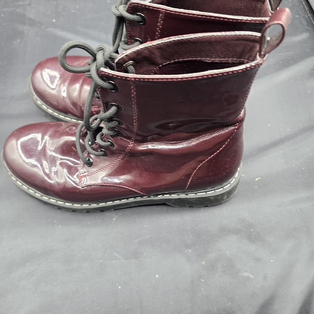 H&M Glossy Maroon Boots